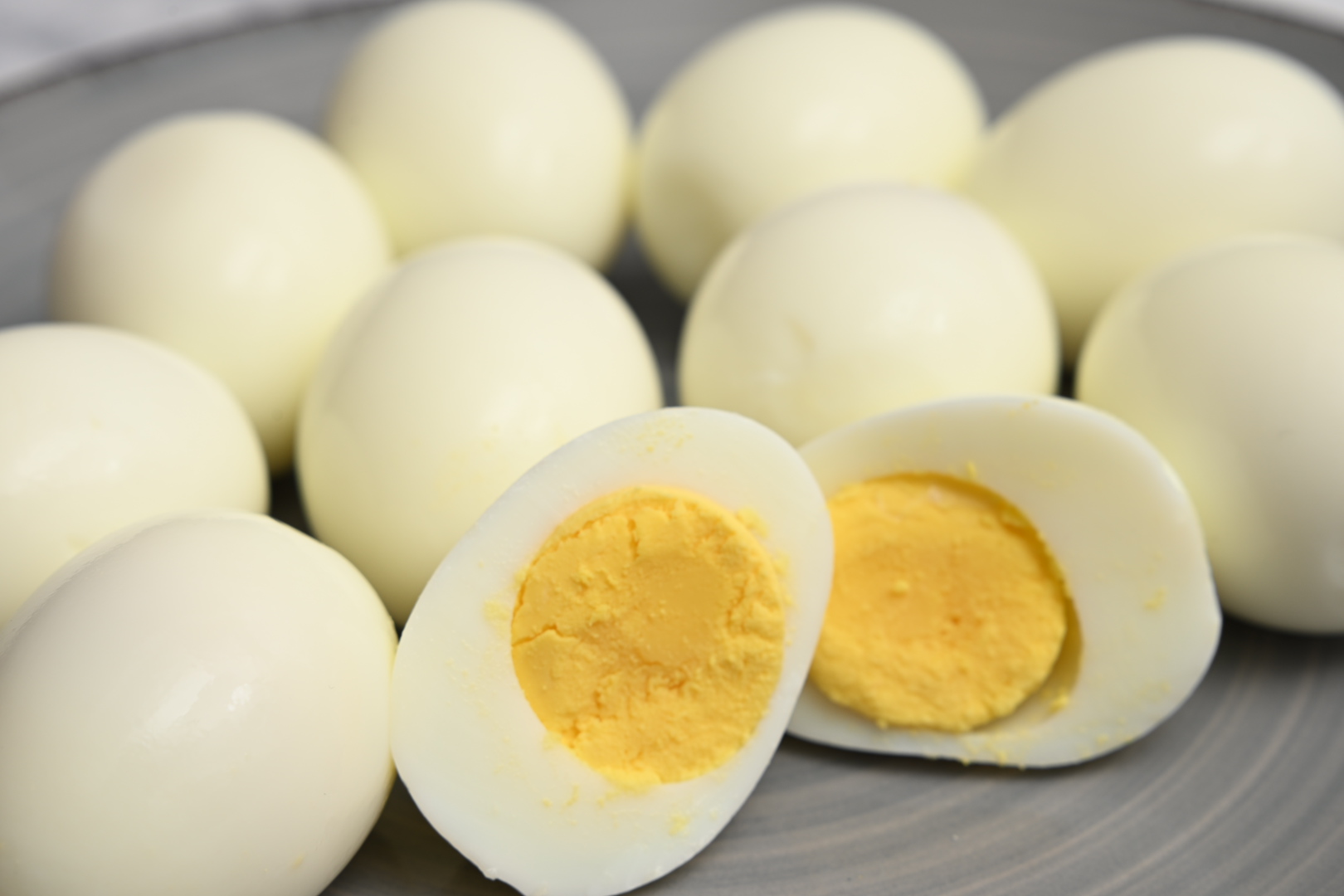 Easy Peel Hard Boiled Eggs