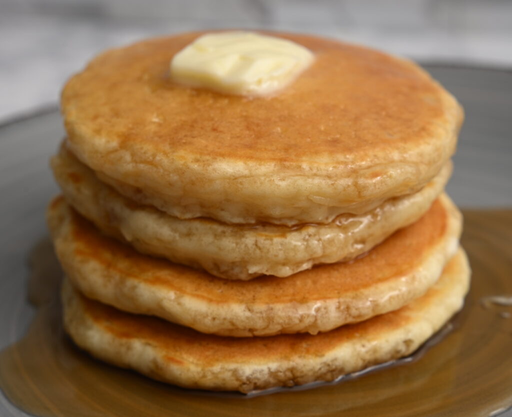 easy homemade fluffy pancakes