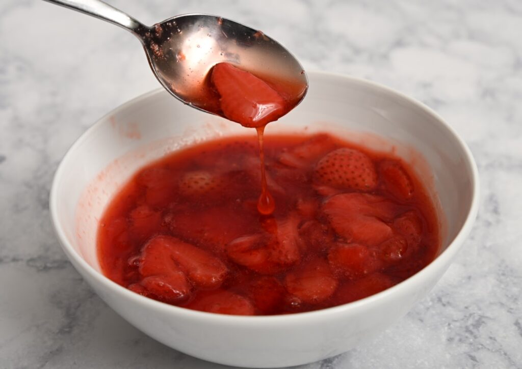 Fresh Strawberry Sauce
