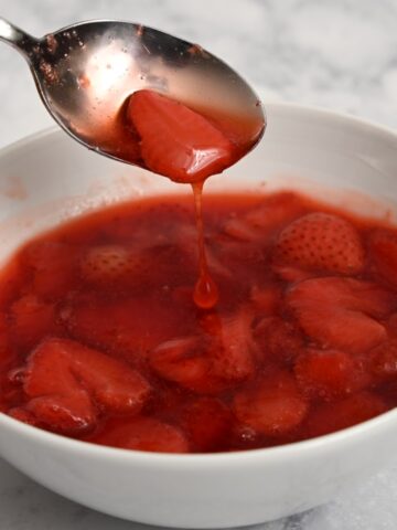 Fresh Strawberry Sauce